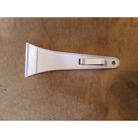 RARE DVC Original 2 Mountain Logo Ice Scraper - Picture 3 of 3